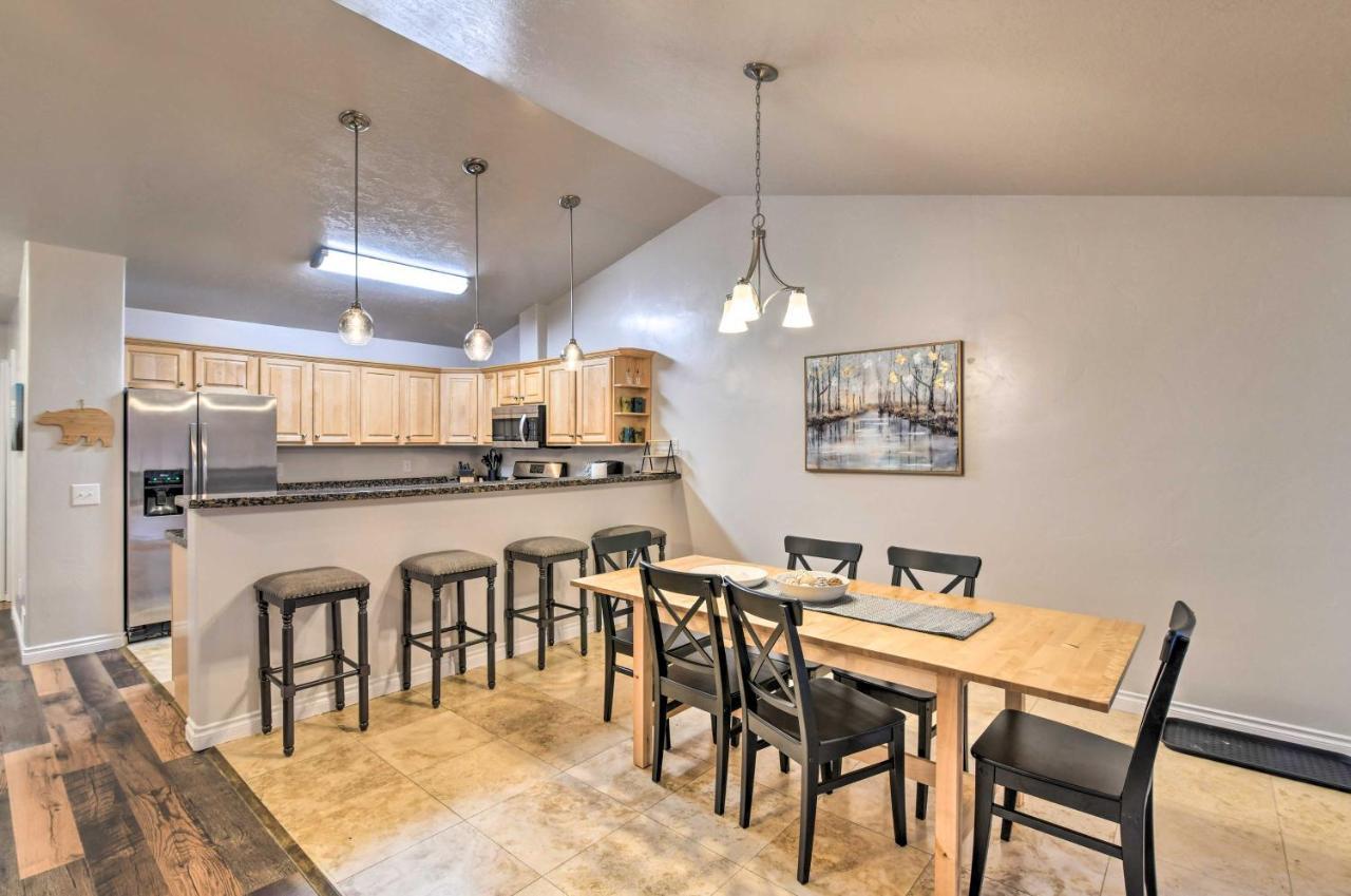 Cozy Anchorage Townhome Less Than Half Mile To Jewel Lake! Екстер'єр фото