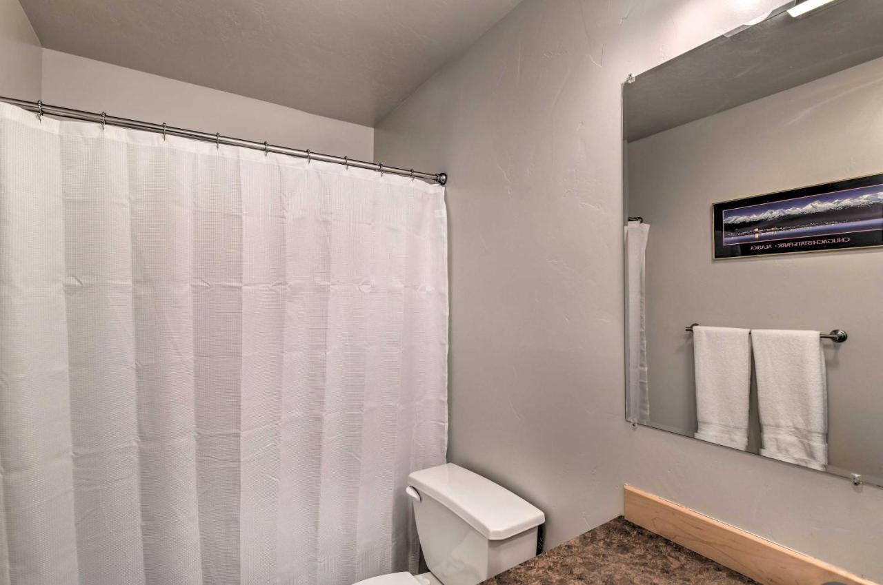 Cozy Anchorage Townhome Less Than Half Mile To Jewel Lake! Екстер'єр фото