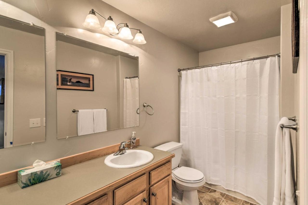 Cozy Anchorage Townhome Less Than Half Mile To Jewel Lake! Екстер'єр фото
